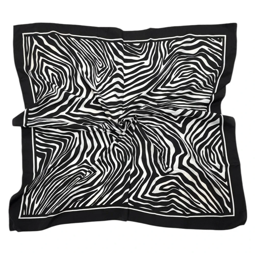 Avon 1988 Womens‎ Black White Zebra Print Scarf  Polyester 34 in
